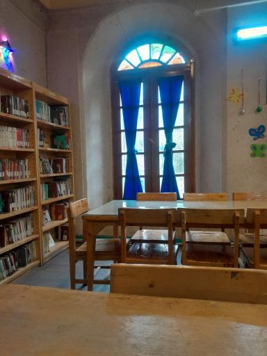 عکس کتابخانه آیت الله ایروانی (ره)