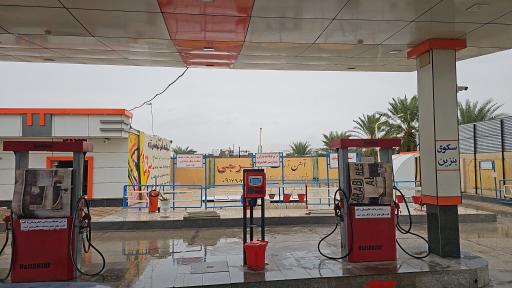 عکس پمپ بنزین