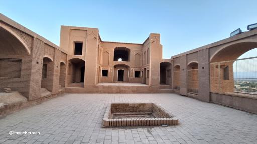 عکس ارگ تاریخی بم