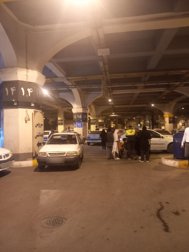 عکس پارکینگ شماره یک حرم مطهر