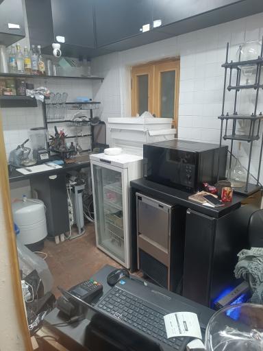 عکس کافه عین باغ موزه هنر ایران