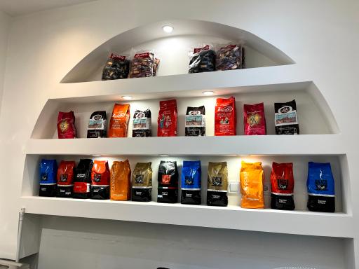 عکس کافه بی وان