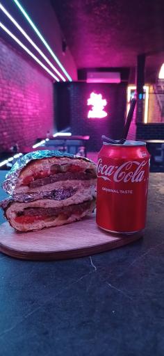 عکس کافی شاپ و فست فود کافی شب