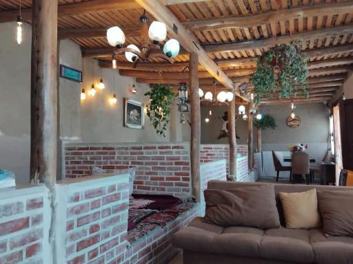 عکس باغ رستوران ماندگار