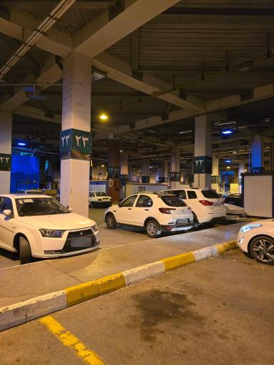 عکس پارکینگ شماره یک حرم مطهر