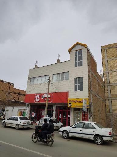 عکس فروشگاه‌ زنجیره‌ای جانبو