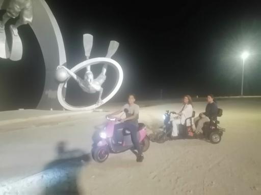 عکس ایستگاه دوچرخه کیش اسکوتر