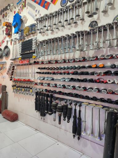 عکس دنیای بوق و تعمیرات سیستم لوکس پنوماتیک