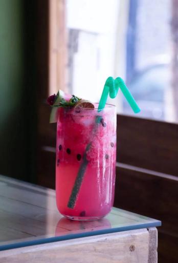 عکس کافه نرو