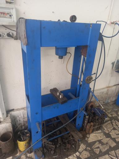 عکس میزان فرمان اسماعیلی 