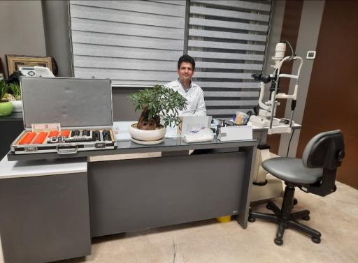 عکس دکتر عبدالرضا رضائیان چشم پزشک