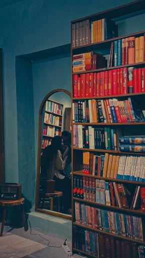 عکس کافه خانه دوست