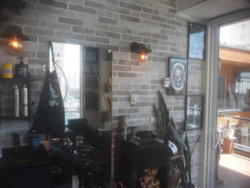 عکس آرایشگاه مرد آس