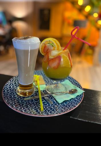 عکس کافی شاپ بهار