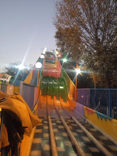 عکس شهربازی ۲۲ بهمن