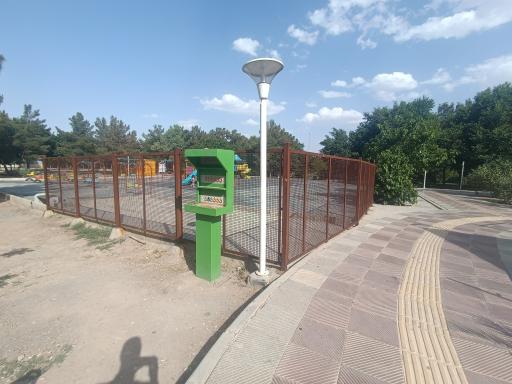 عکس زمین بازی کودکان ۳