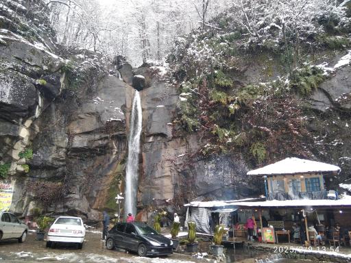 عکس سوپر مارکت شبانه روزی دهکده