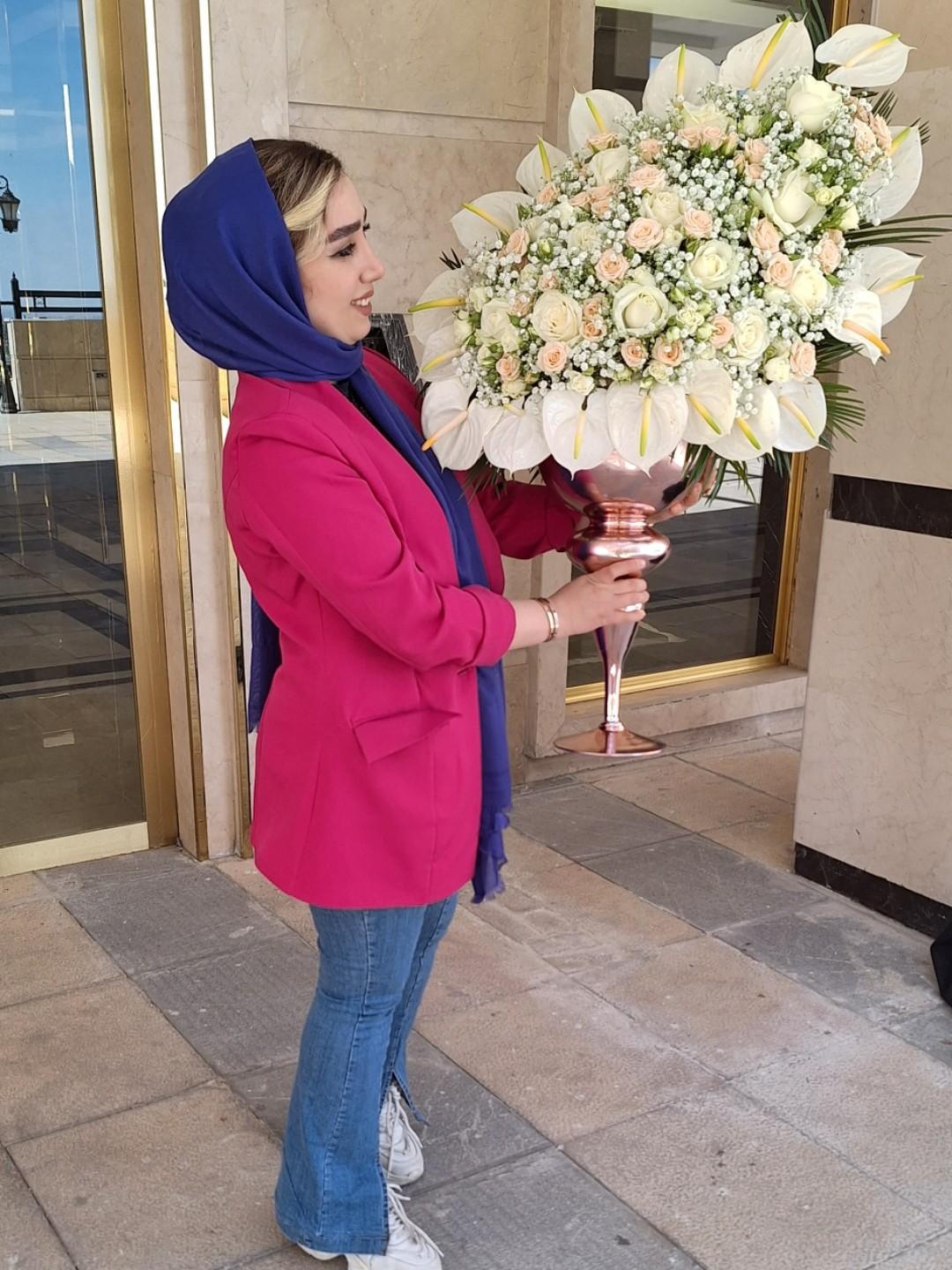 عکس گلفروشی پینکی