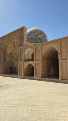 عکس مسجد جامع تاریخی ساوه