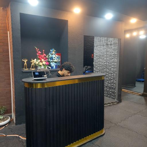 باشگاه بدنسازی ساندو