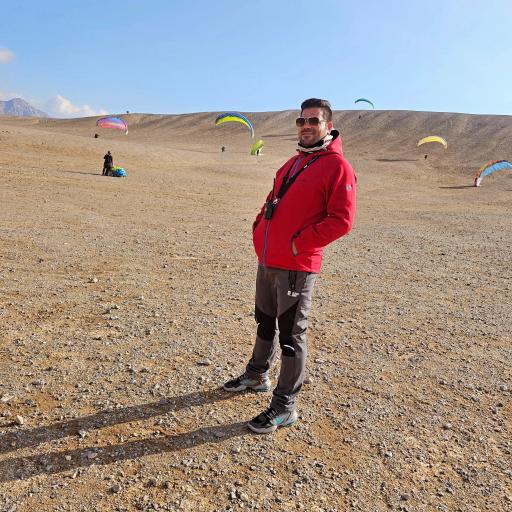 عکس باشگاه ورزش‌های هوایی شاهین پرواز