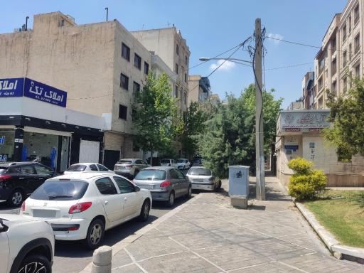 چشم پزشکی امروز ( دکتر مهدی خانلری )