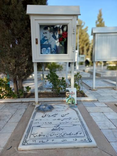 عکس سردار شهید حسن علیمردانی (سردار گمنام)