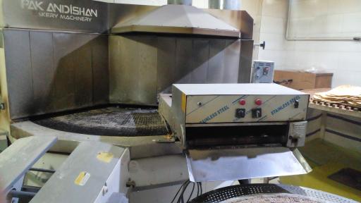 عکس نانوایی نون یزدی