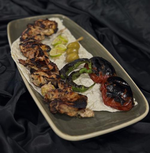 عکس کافه رستوران زیتون