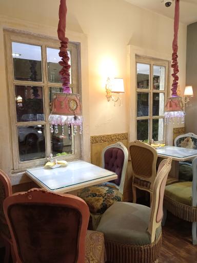 عکس شیرینی خانگی فرشته شعبه کوهسنگی