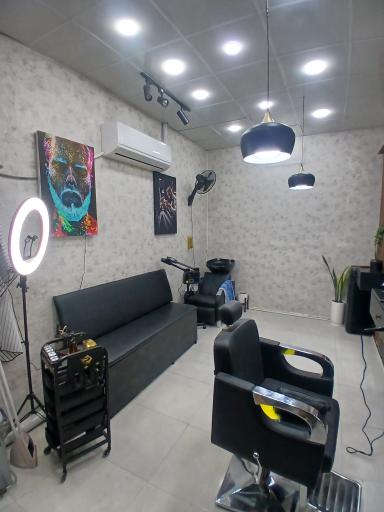 عکس آرایشگاه کلاسیک کات