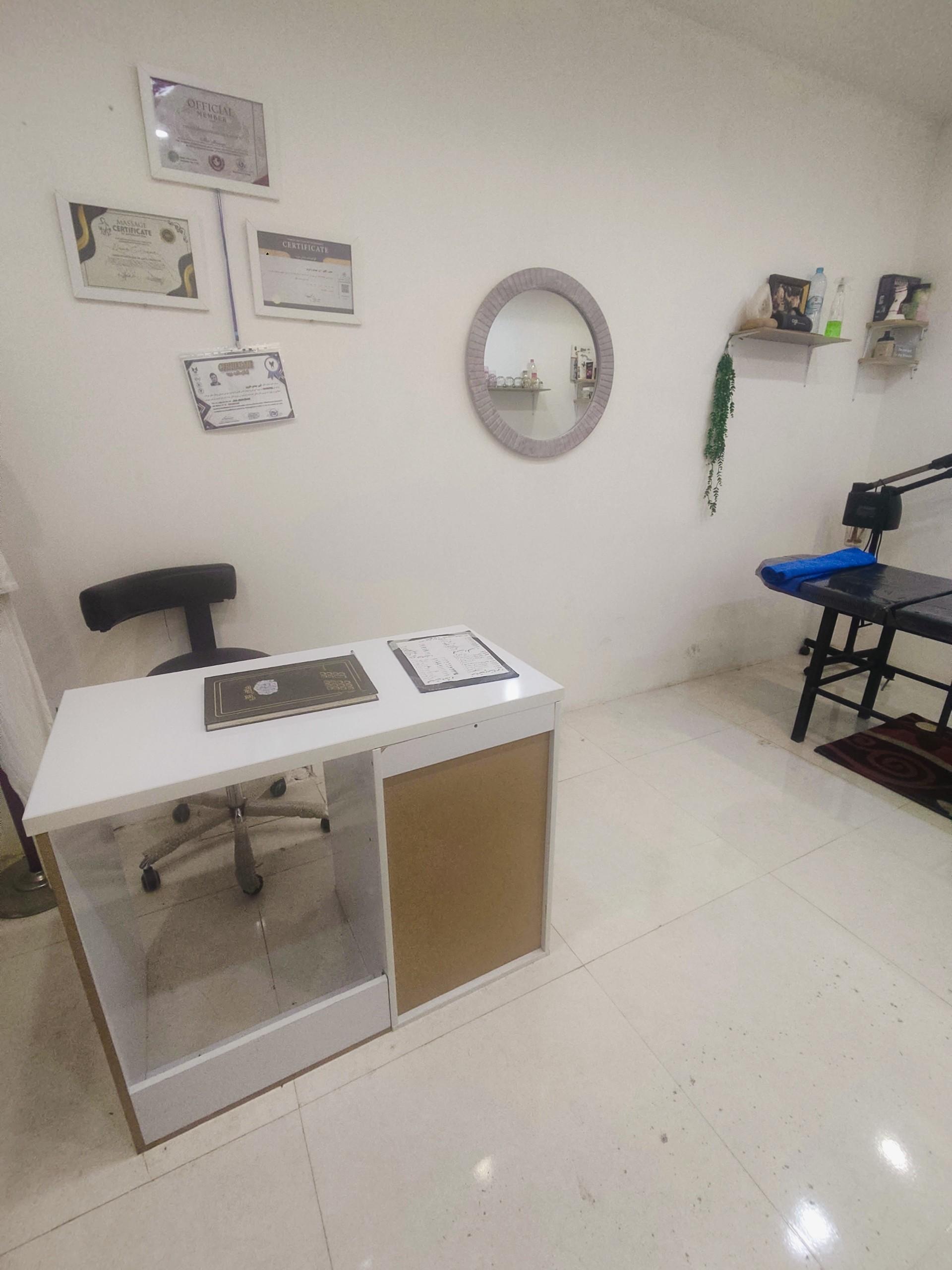 عکس کلینیک ماساژ رویال