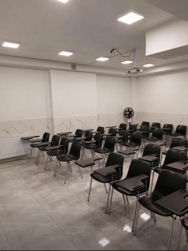 عکس آموزشگاه علمی نوآوران