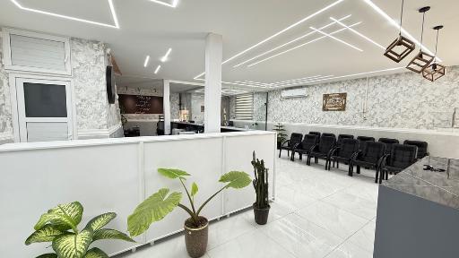 عکس دفتر خانه ثبت اسناد رسمی ۲۱۱