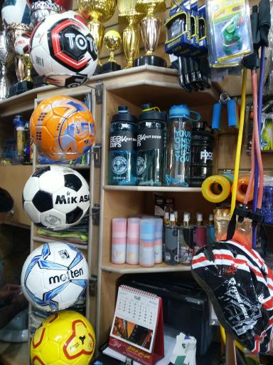 عکس فروشگاه اسپرت آسیا