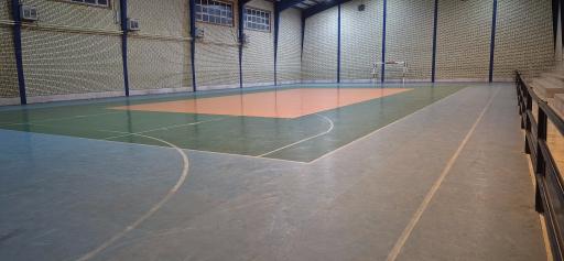 عکس سالن ورزشی پوریای ولی