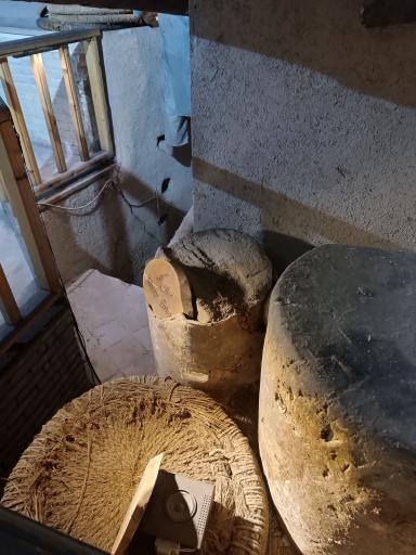 عکس موزه عصارخانه شاهی