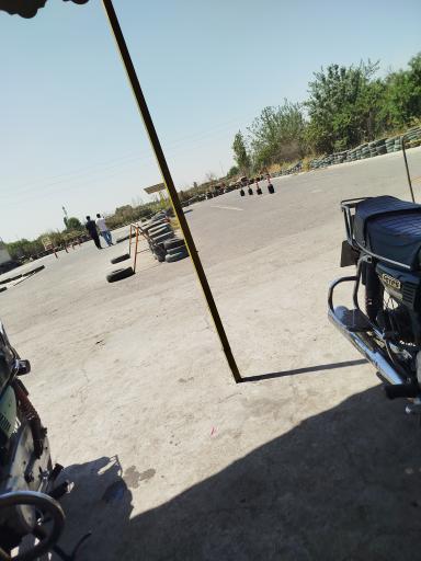 عکس پیست آموزشگاه رهرو