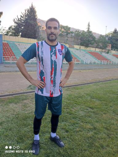 عکس زمین چمن طبیعی دانشگاه شهید بهشتی