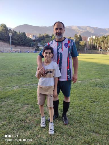 عکس زمین چمن طبیعی دانشگاه شهید بهشتی
