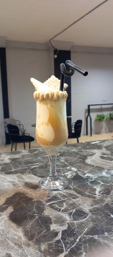 عکس کافه لوتوس