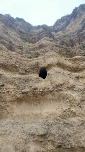 عکس غارهای تاریخی بنه لر