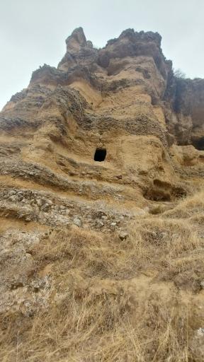 عکس غارهای تاریخی بنه لر