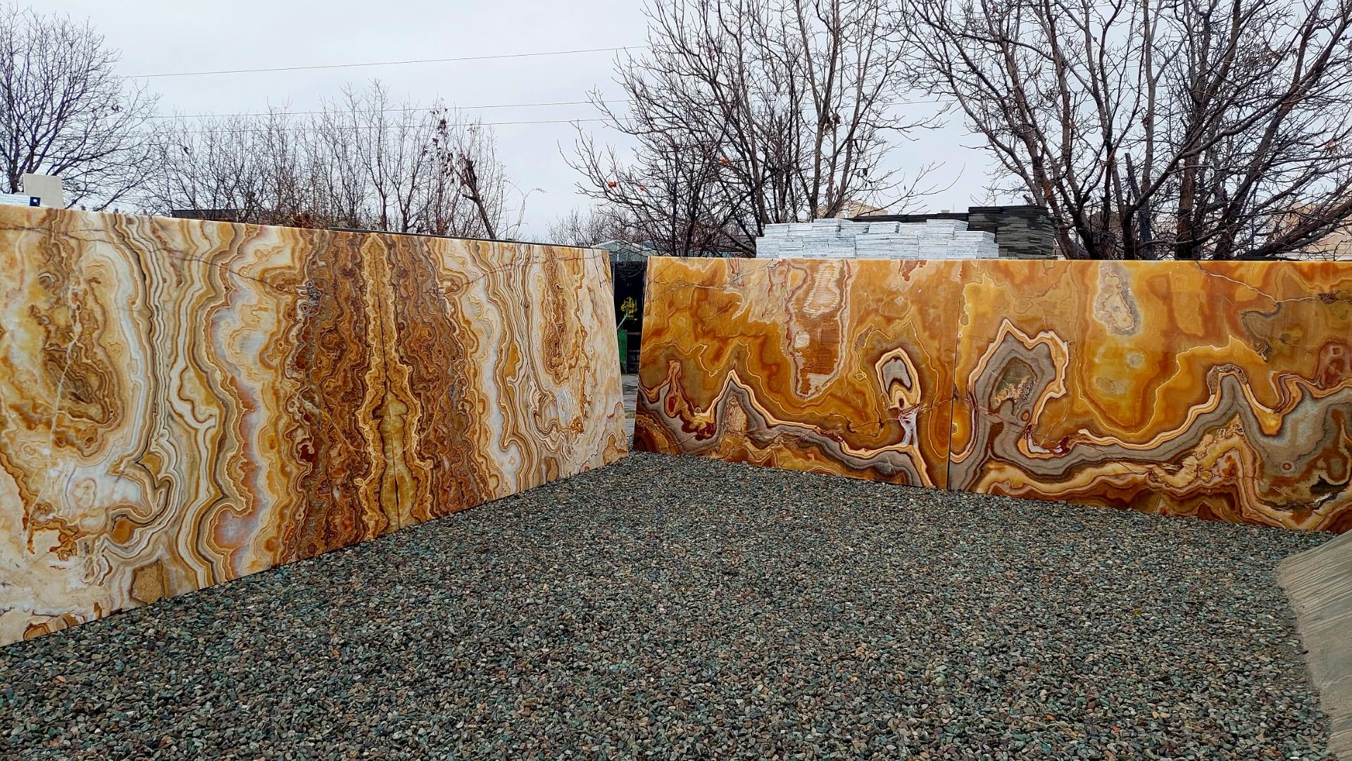عکس مبین سنگ تیوان