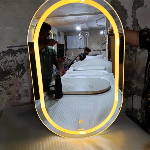 عکس پخش آینه هوشمند و روشویی سرامیک و pvc