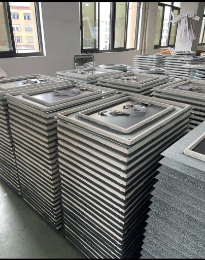 عکس پخش آینه هوشمند و روشویی سرامیک و pvc