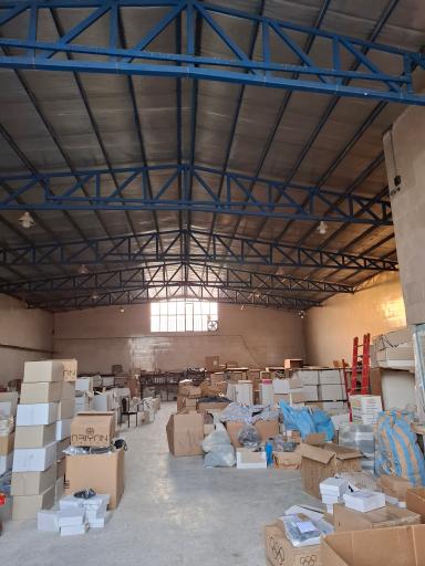 عکس تولید و پخش کیف و کفش شریفیان 