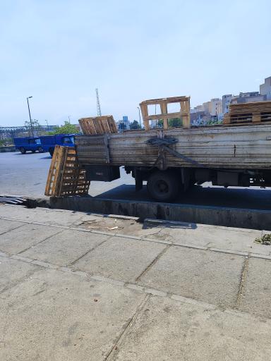 عکس خرید ضایعات کارتن کاغذ نایلون سفید 