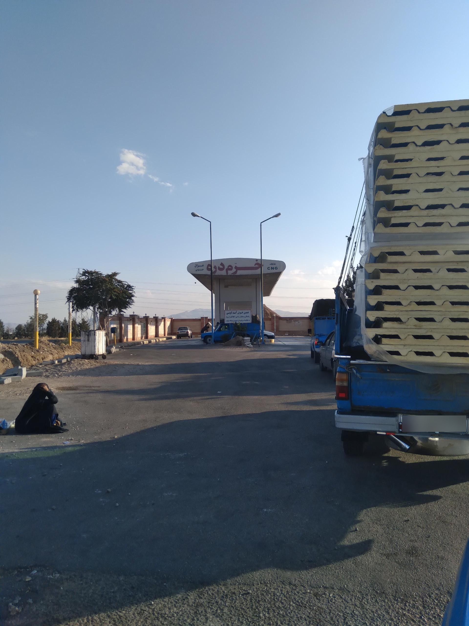 عکس پمپ گاز سی ان جی جنوبی غزال