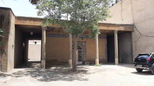 عکس آرامگاه خانوادگی سید محمد طباطبائی